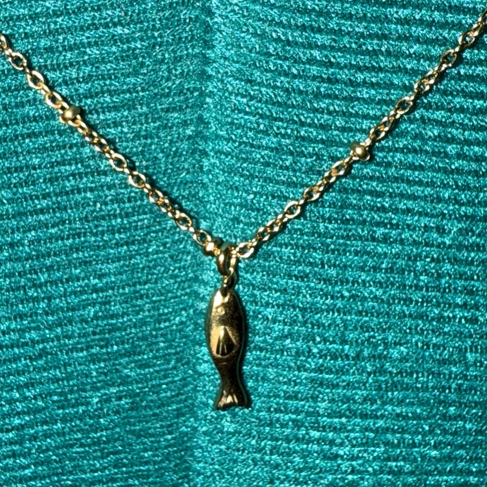 Sardine Pendant Necklace - Picture 6 of 7